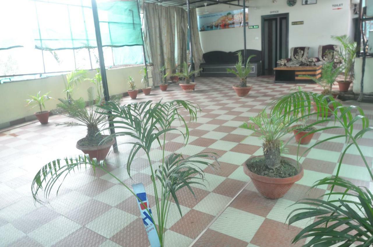 Hotel Tamilnadu Kashi Варанаси Екстериор снимка